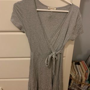 Flowy Women’s Grey summer dress